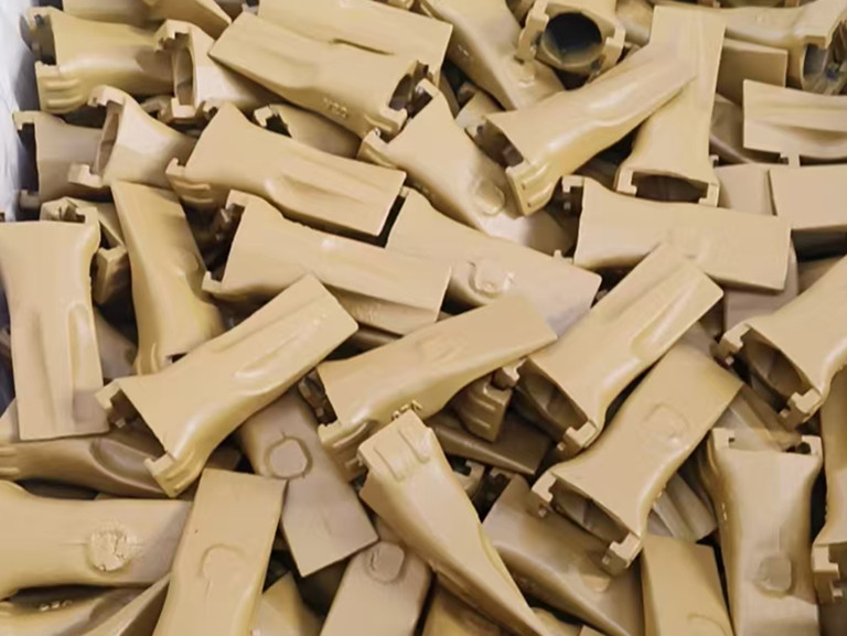 V20 bucket teeth and V20 holder are ready