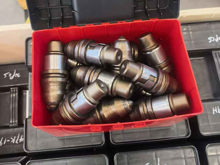 B47K19H drilling bit-400pcs is ready to go. 